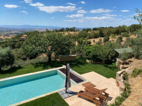 PODERE TORRICELLE PANCOLE GR TUSCANY for 4, single independent villa, infinity pool with sea view, sauna and jacuzzi Pancole
